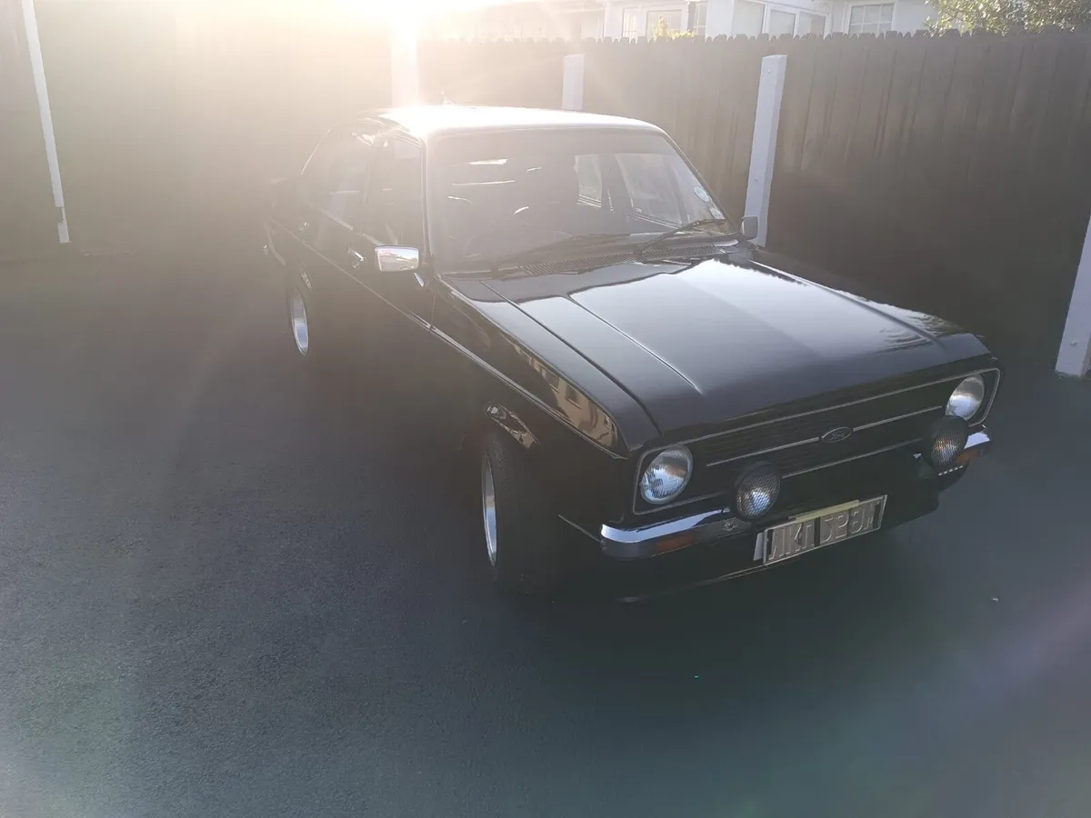 Ford Escort - Image 4