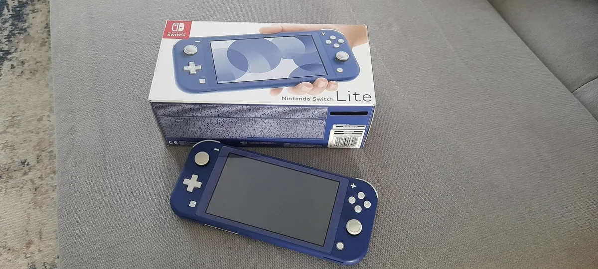 Nintendo Switch Lite - Image 1