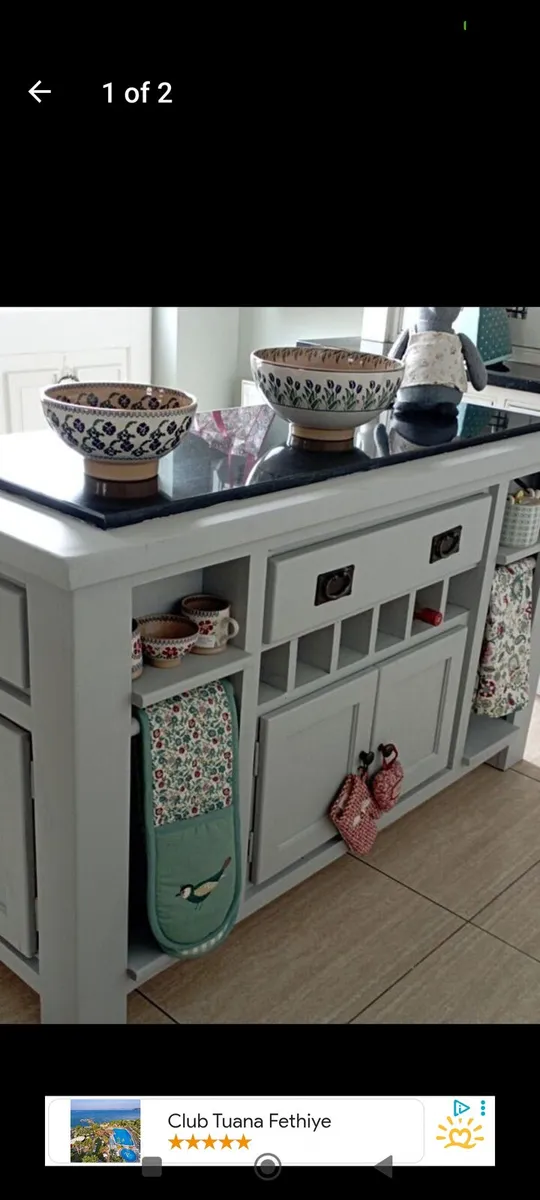 Solid kitchen island granite top delivery arranged - Image 1