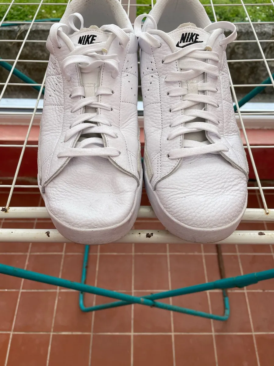 Nike Shoes - Image 3