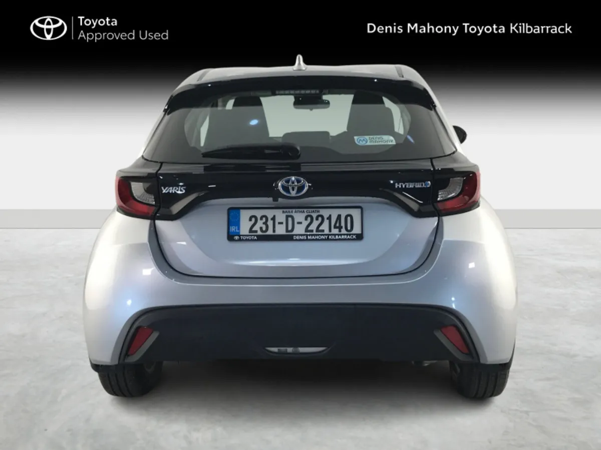 Toyota Yaris 1.5 HYBRID LUNA 4DR AUTO - Image 4