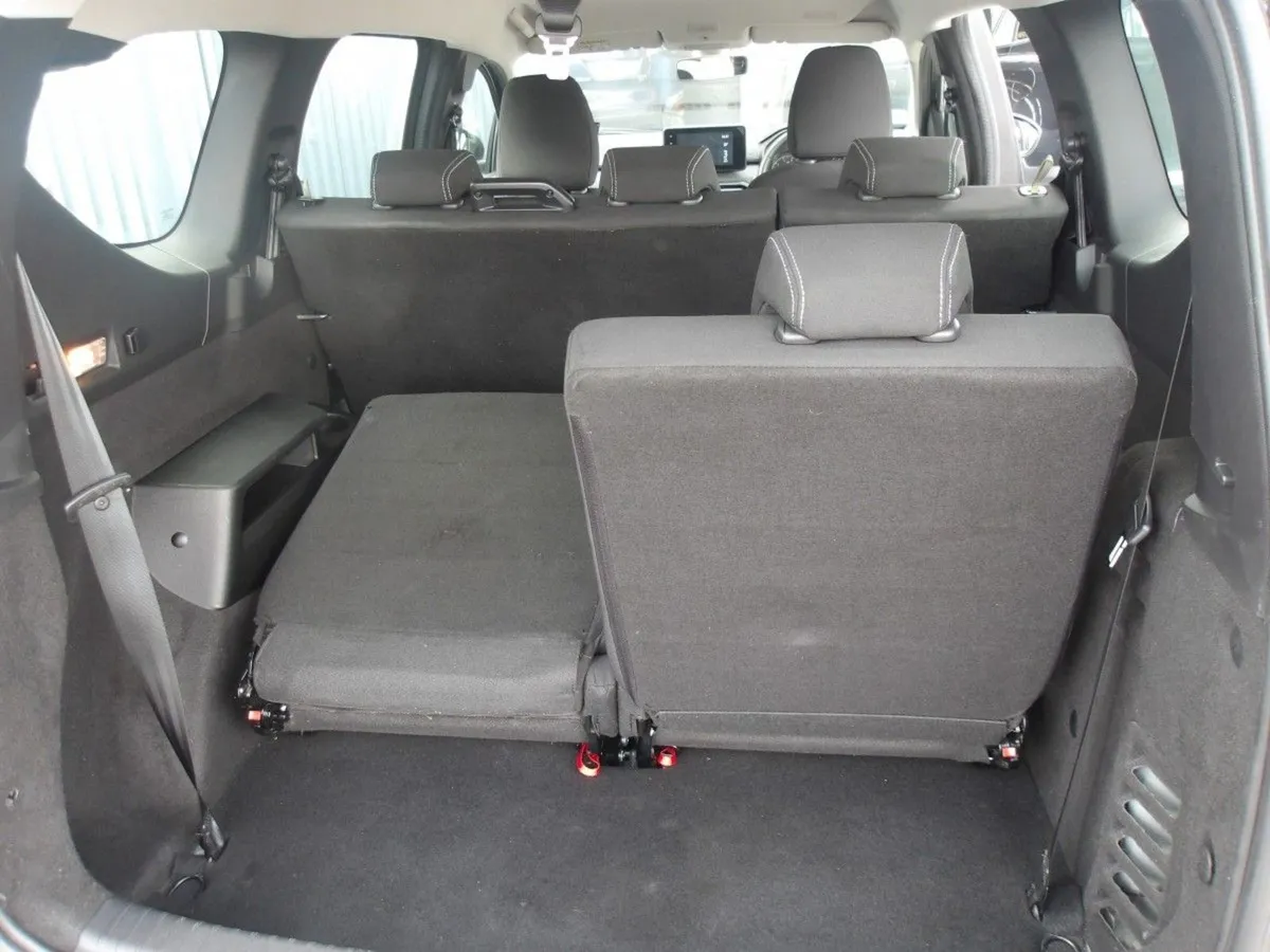 Dacia Jogger TCe 110 Expression 7 Seater - Image 4