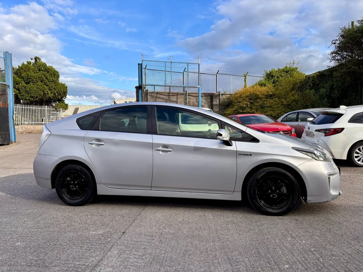 2103 Prius - Image 4