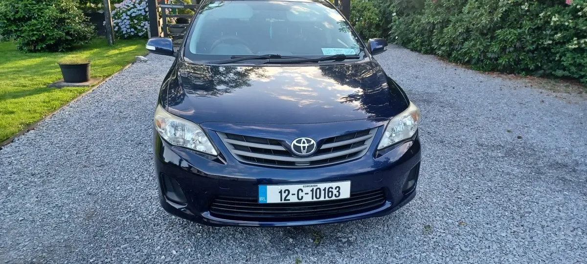 Toyota Corolla 2012 - Image 1