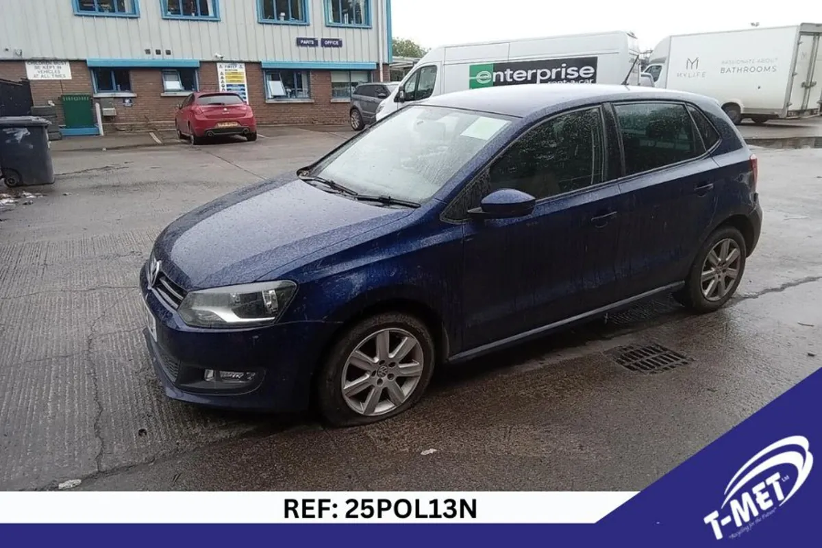 2014 VOLKSWAGEN POLO BREAKING FOR PARTS - Image 2