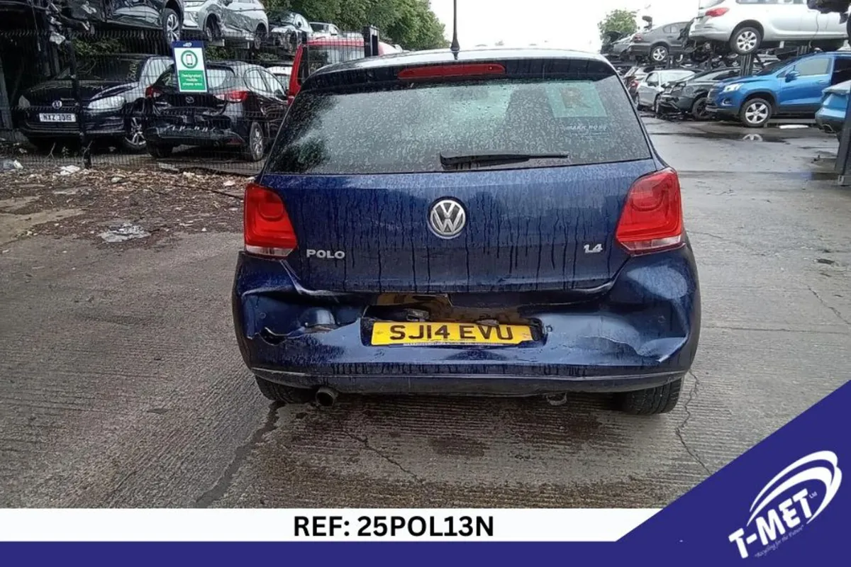 2014 VOLKSWAGEN POLO BREAKING FOR PARTS - Image 4