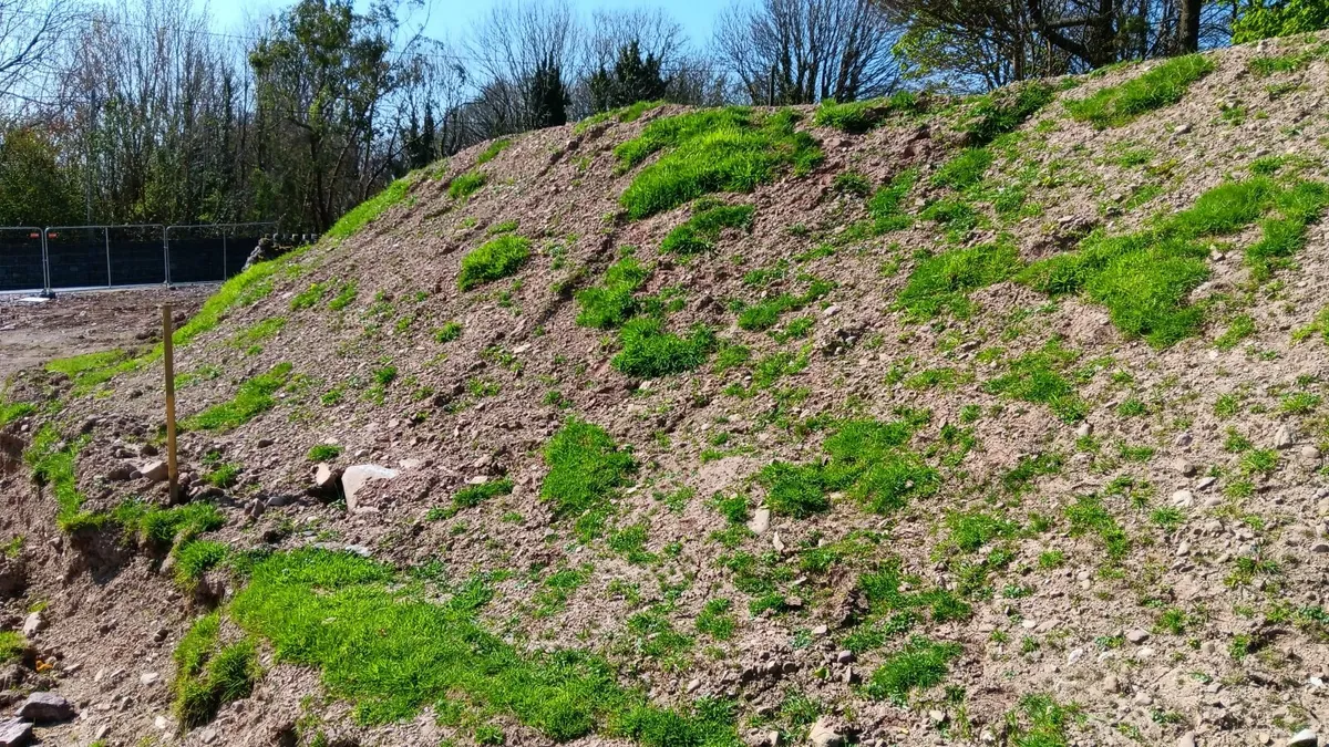 Top soil and sub soil - Image 1