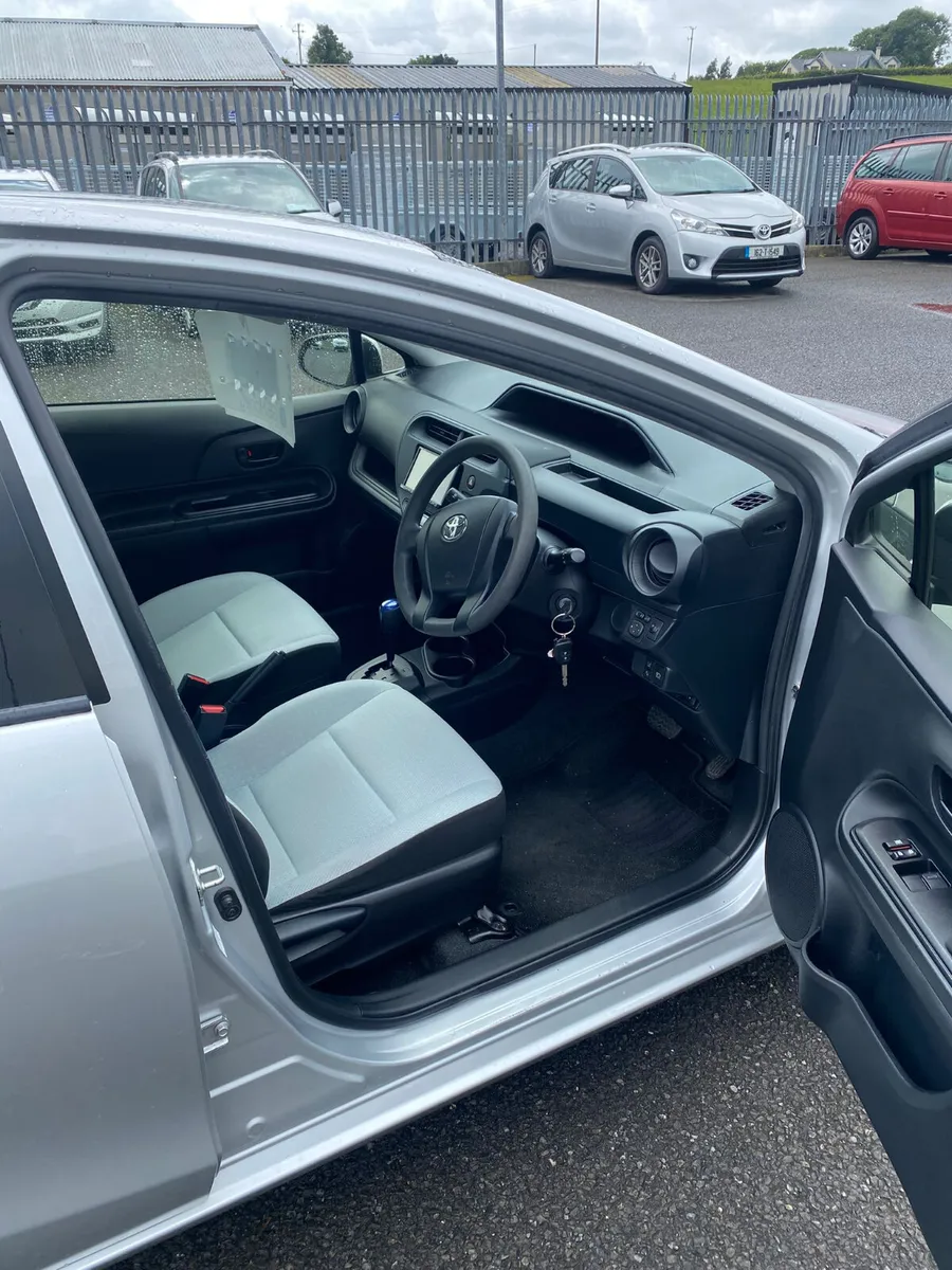 Toyota Aqua 1.5 - Image 2