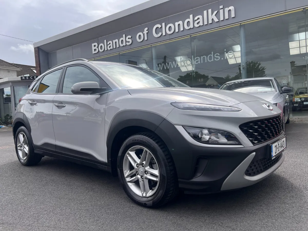 High Spec 2021 Hyundai Kona Low Kms Petrol Manual - Image 4