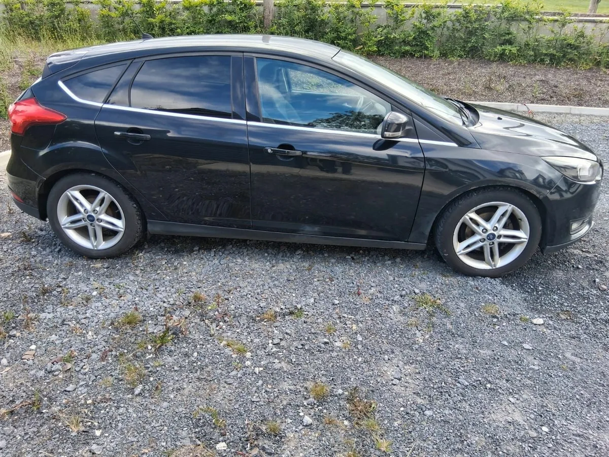 Ford Focus 2015 - Image 1