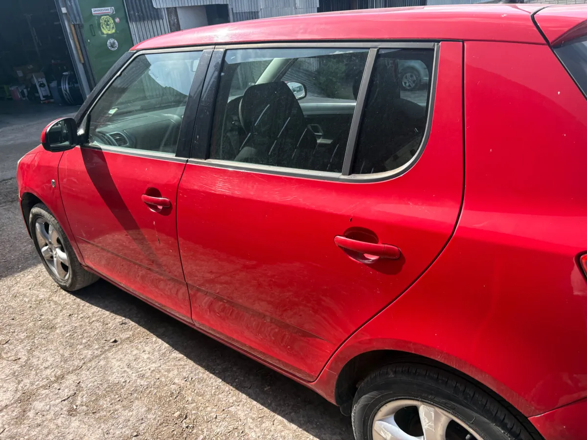 Skoda Fabia 2008 - Image 2