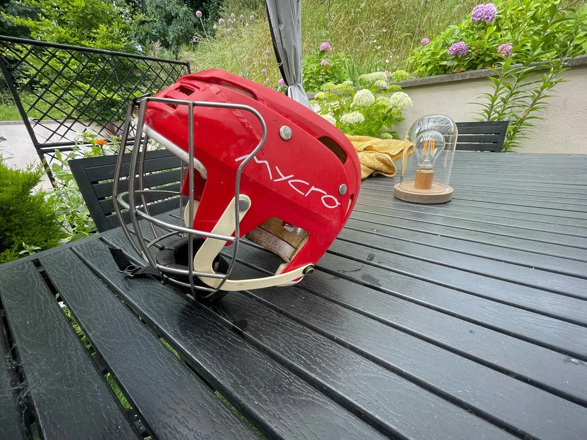 red mycro hurling helmet - Image 1