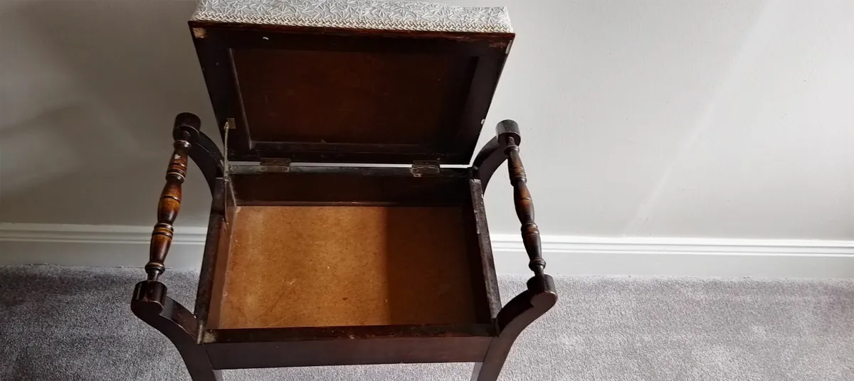 Piano stool - Image 2