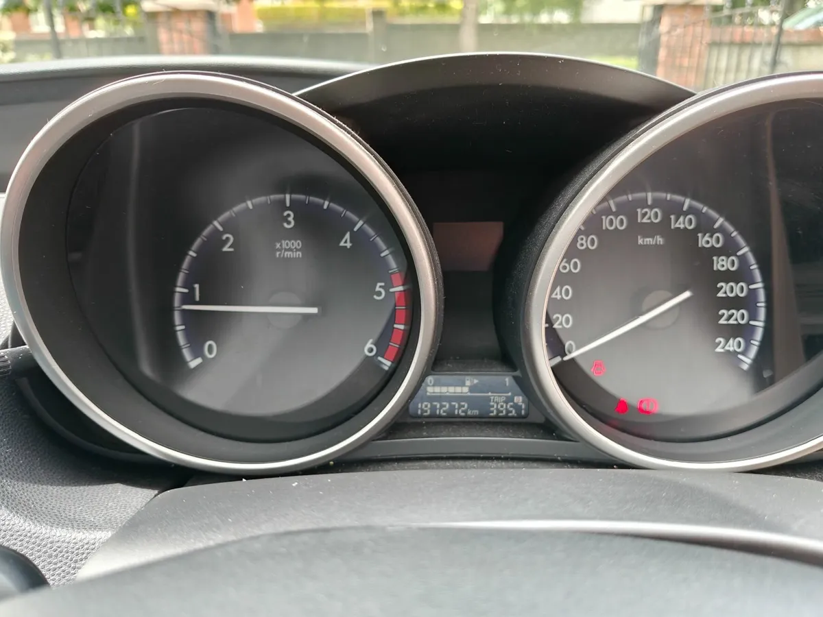 Mazda Mazda3 2013 - Image 2