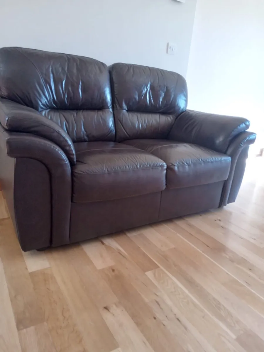 Brown leather couch - Image 2