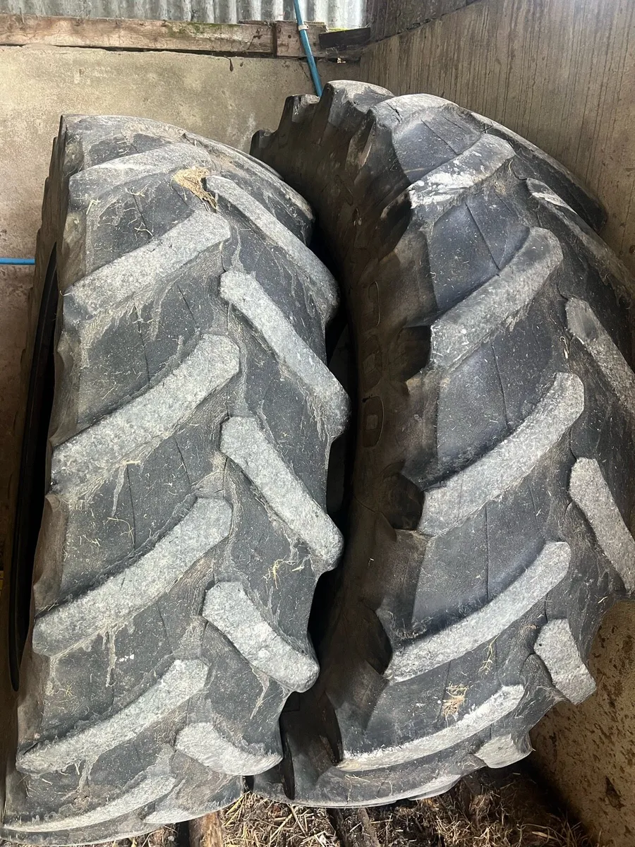 Pirelli tyres 480/70 R38 - Image 3