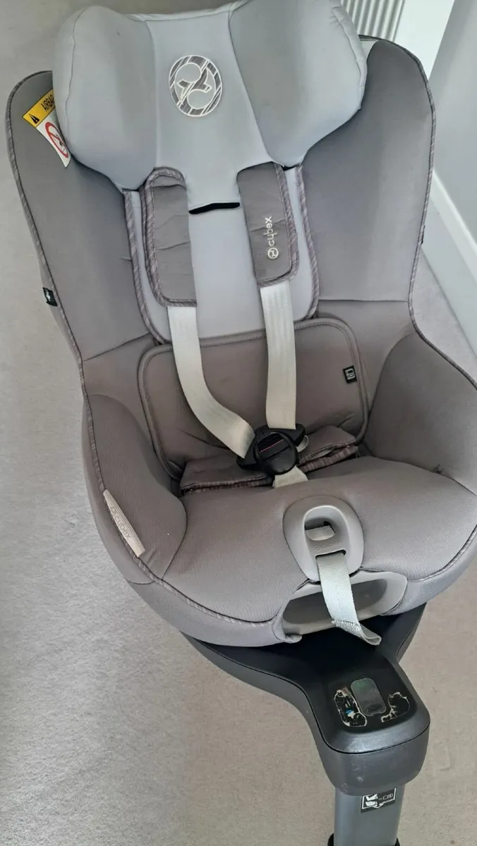 Cybex Sirona S Car Seat - Excellent Condition - Image 3