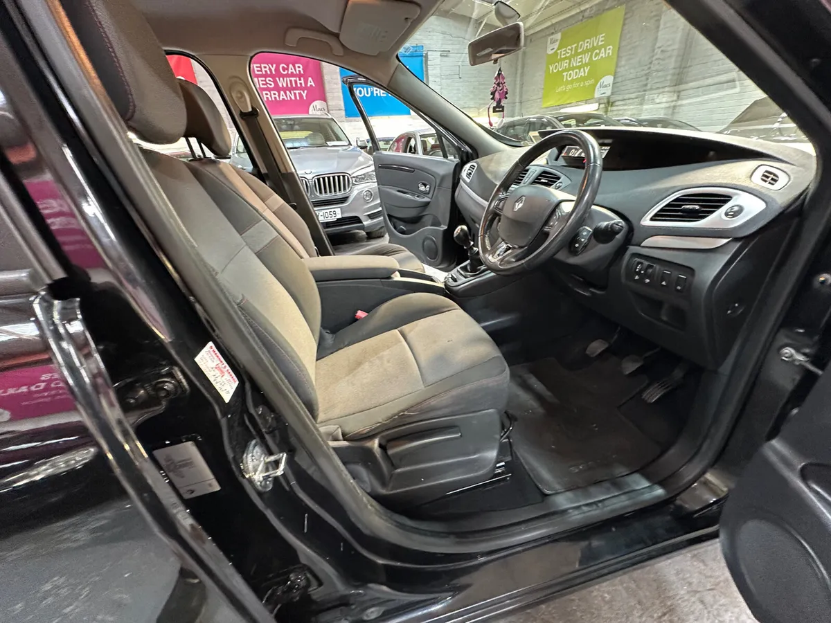 Renault Grand Scenic 1.5 DCI 110 DYNAMIQUE 7-seat - Image 4