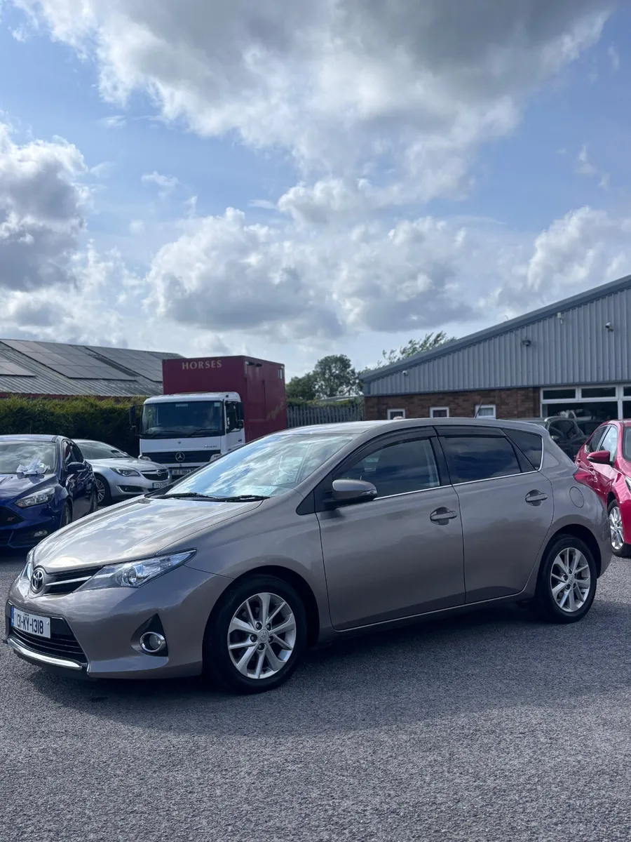 131 Toyota Auris 1.33 LUNA - Image 4
