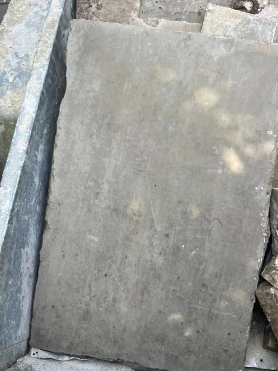 30m2 Reclaimed Indian Sandstone Paving slabs - Image 2
