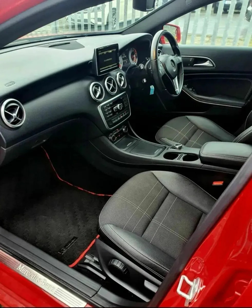 Mercedes-Benz A-Class 2015 - Image 3