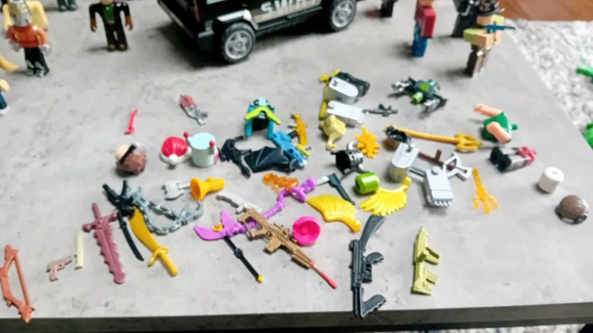 Roblox figures - Image 4