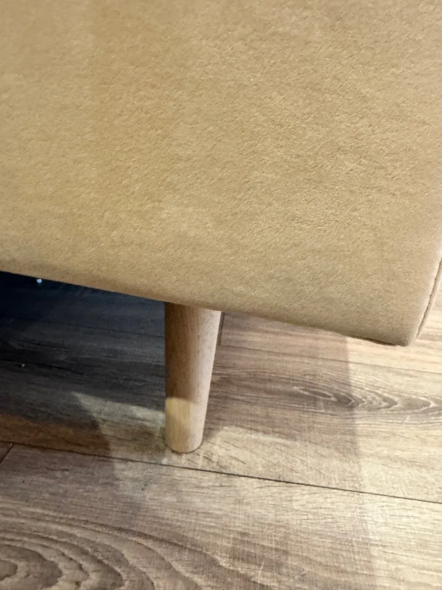 luxury armchair - Image 4