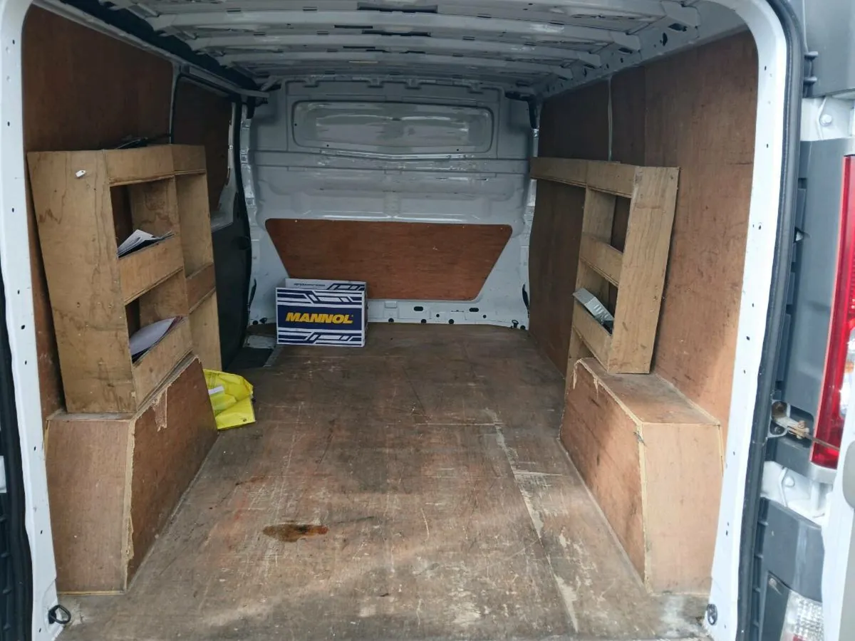 Opel vivaro 2.0 - Image 4