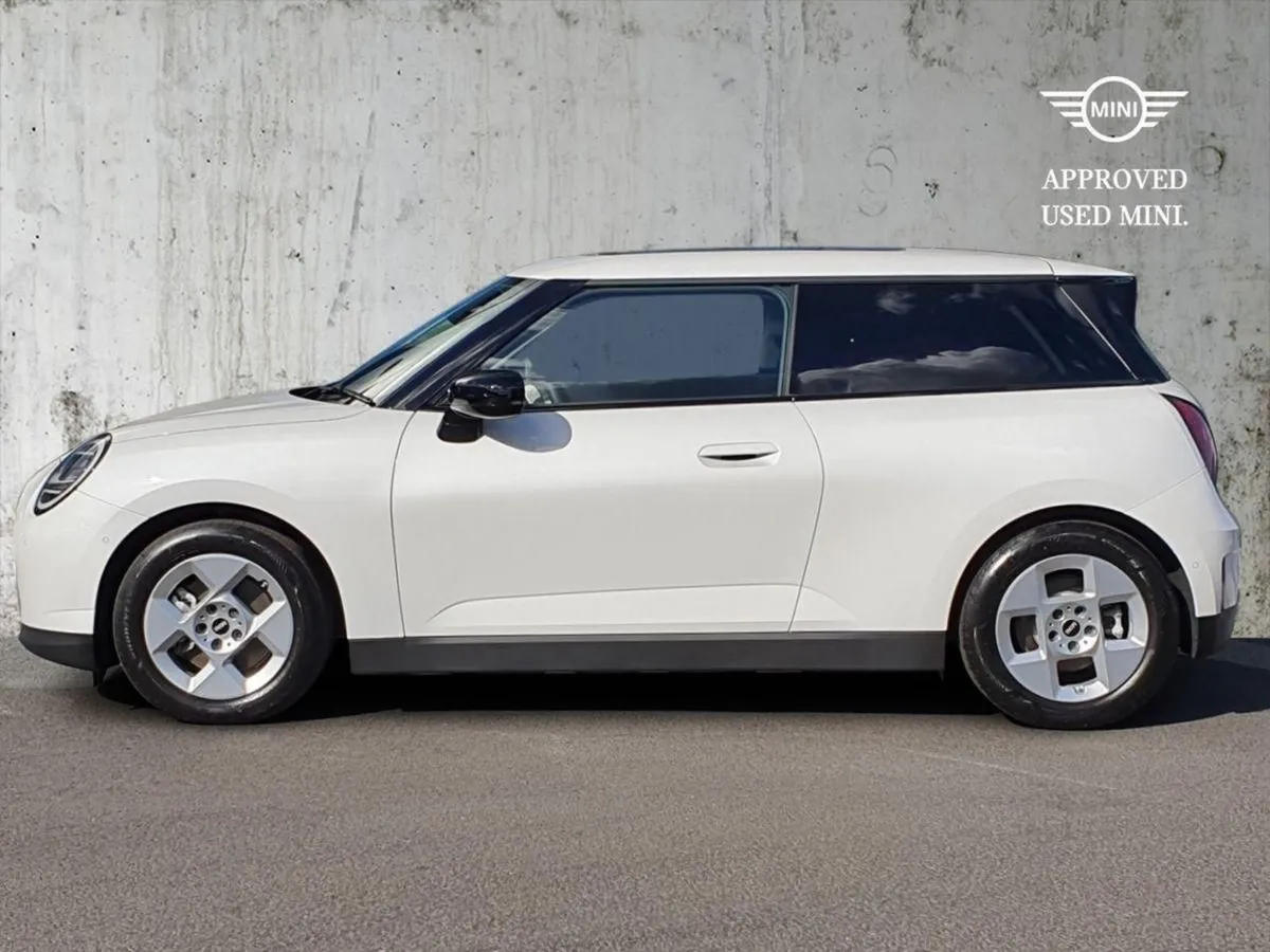 MINI HATCH Cooper SE - Image 3
