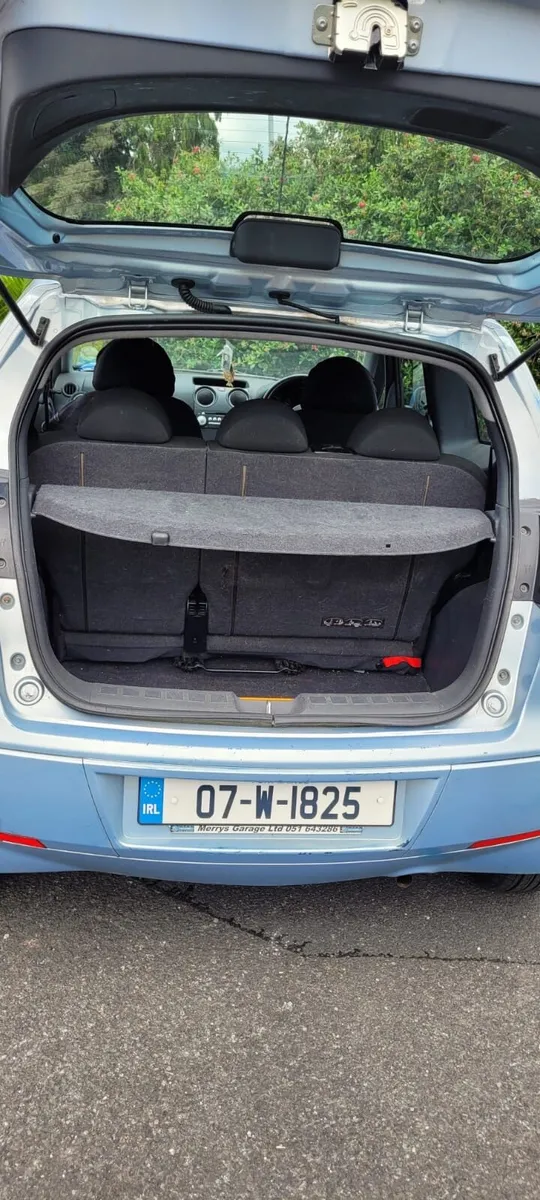Mitsubishi Colt - Image 2