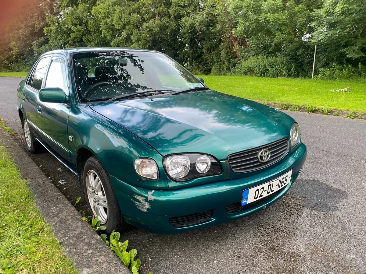 2002 Toyota Corolla 1.4 16V VVT-i Saloon (E11) - Image 2