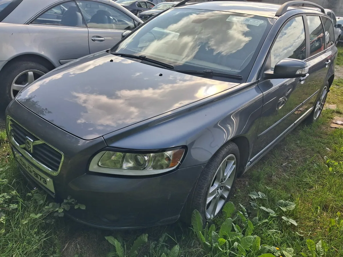 2008 volvo v50 parts 1.6 diesel - Image 2