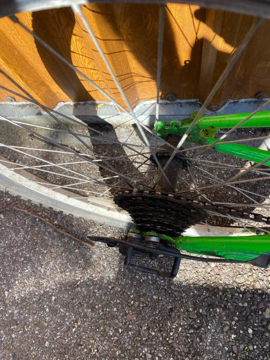 Kids bike - Image 2