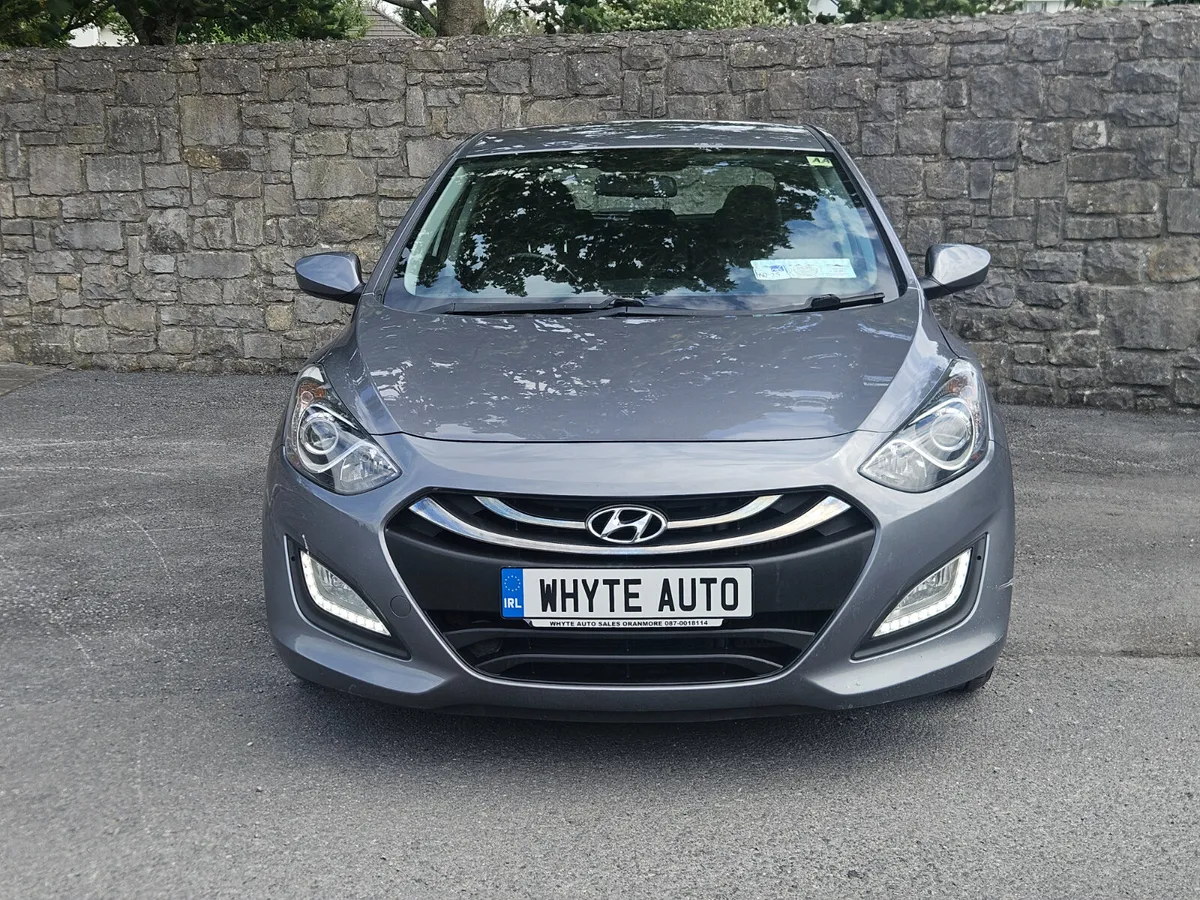Hyundai i30 2014 1.6 Crdi deluxe - Image 2