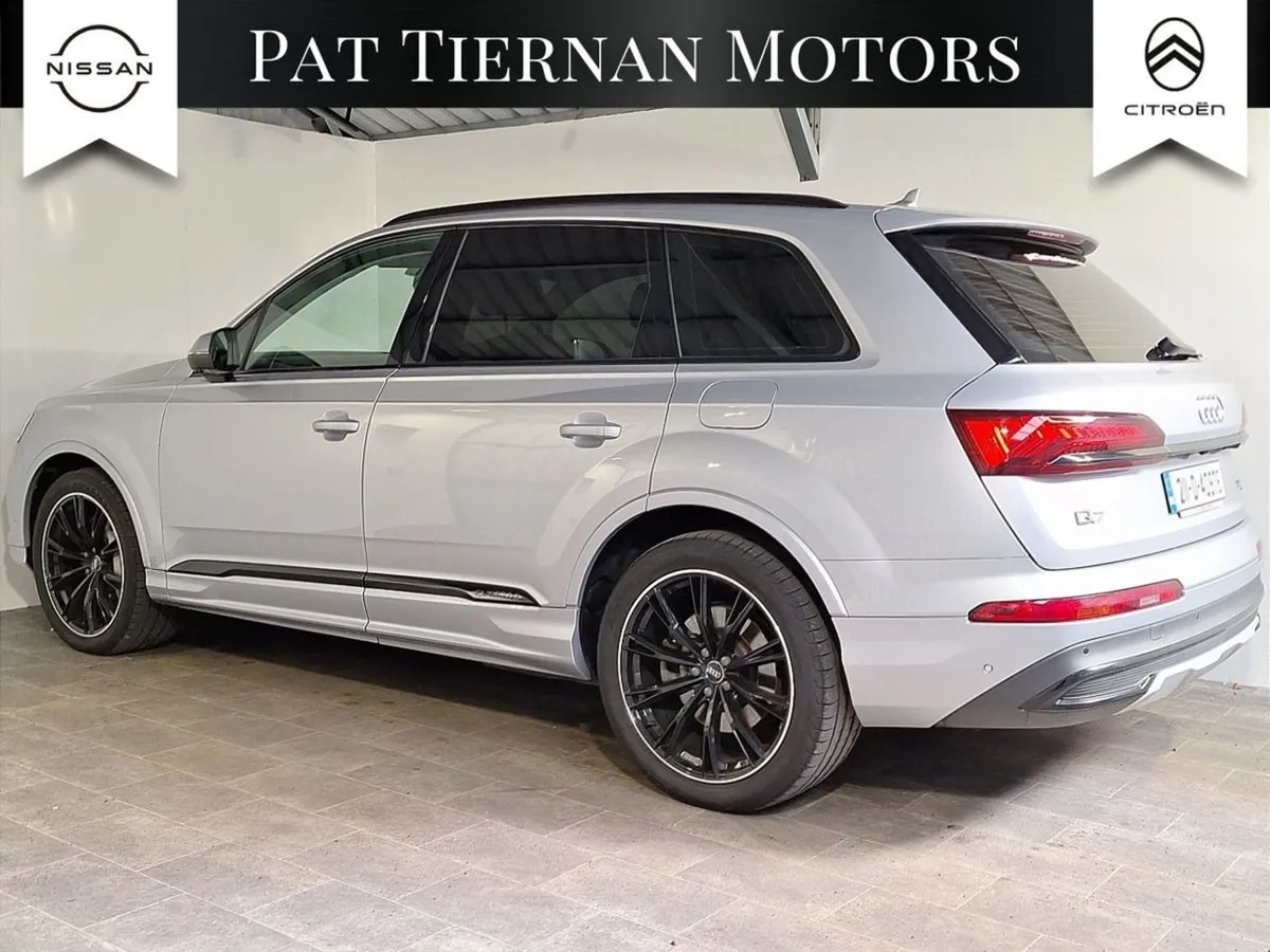 Audi Q7 3.0 Phev Black Edition Quattro - Image 2