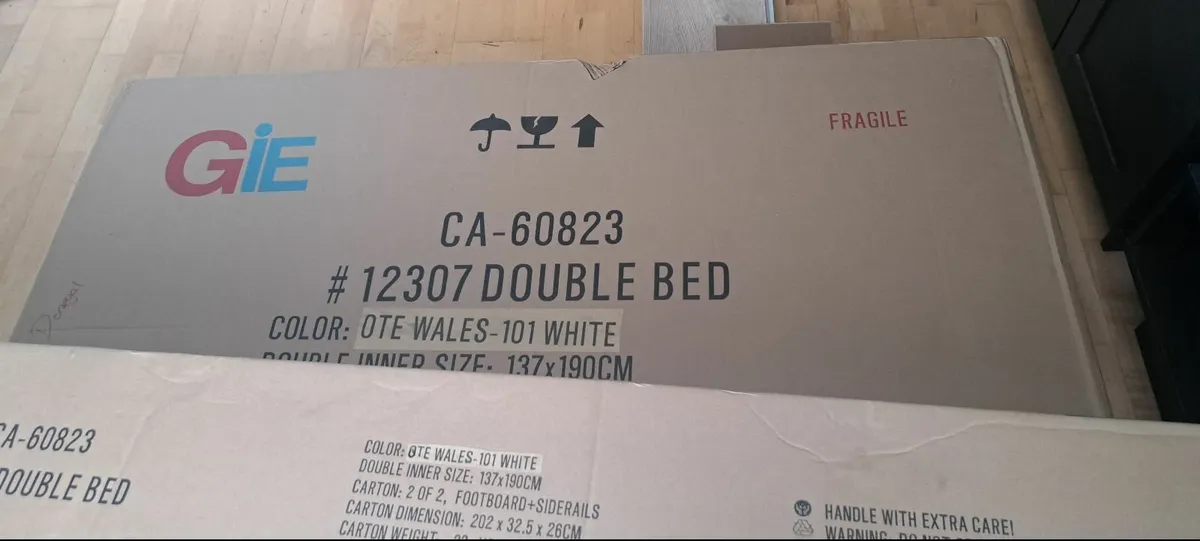 Brand new bed frame with headboard - Image 2