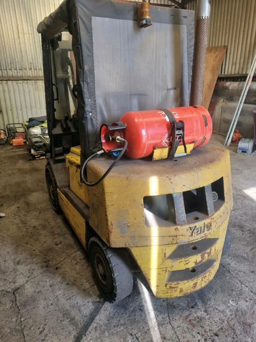 3 tonne yale gas forklift - Image 3
