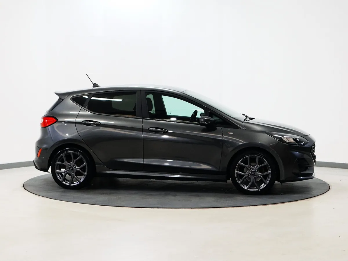 *2* 2022 Ford Fiesta 1.0 ST-LINE - Image 3