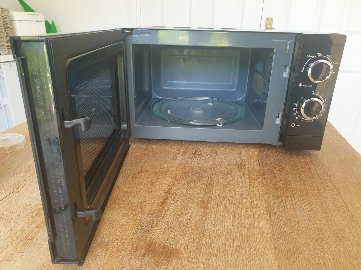 Microwave - 800W Dimplex 980533 - Image 2