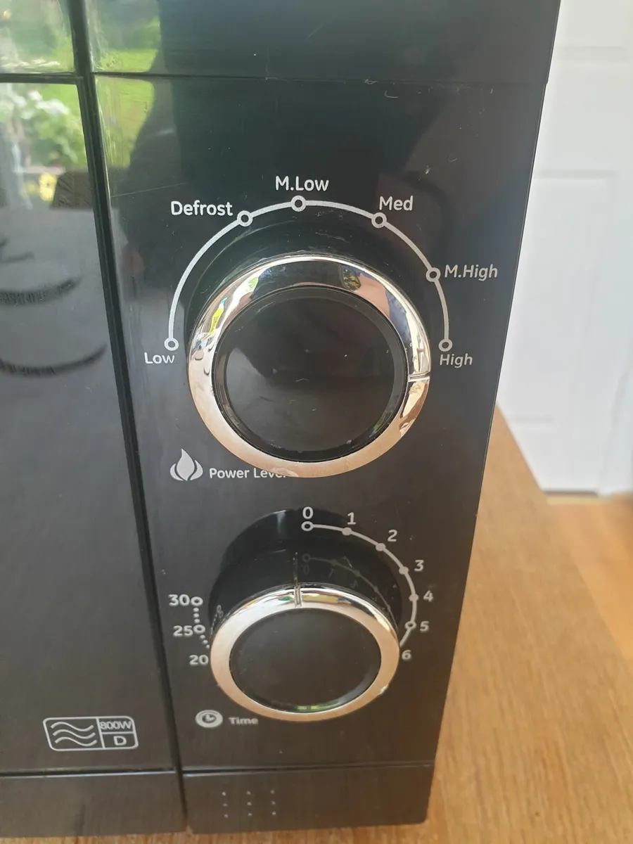 Microwave - 800W Dimplex 980533 - Image 3