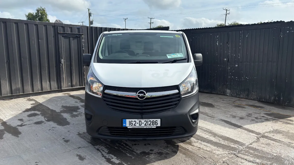 2016 Opel Vivaro - Image 2