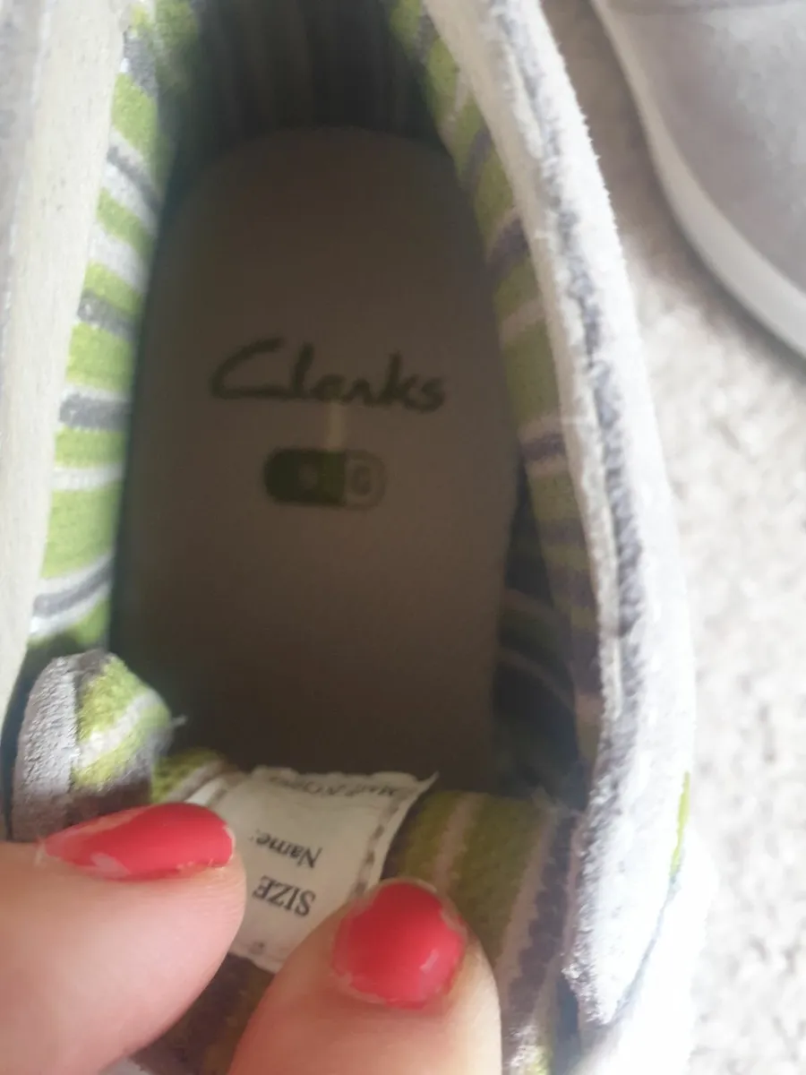 Clarks shoes boys  uk  size  10G - Image 2
