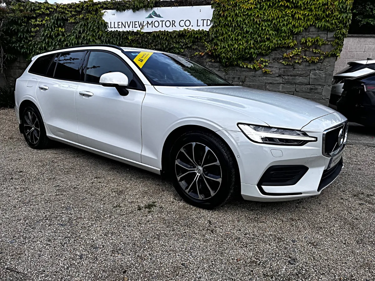 Stunning New Model 2019 Volvo V60 D3 Momentum - Image 3