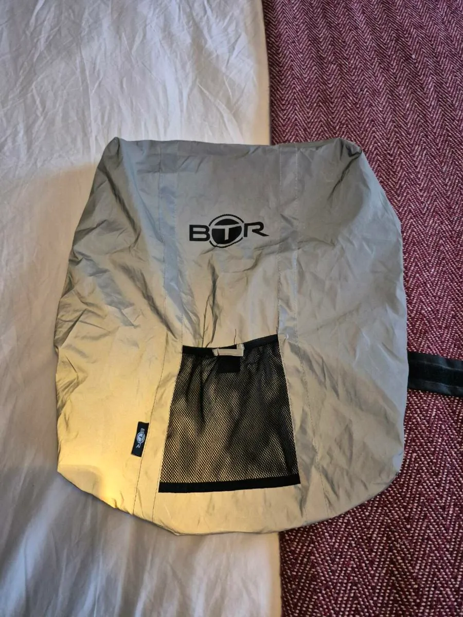 BTR Reflective Backpack Cover - Image 1