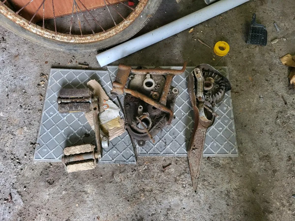 Motorcycle  shed find - Image 2