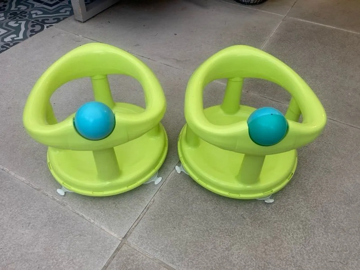 Bath Seats - Image 1