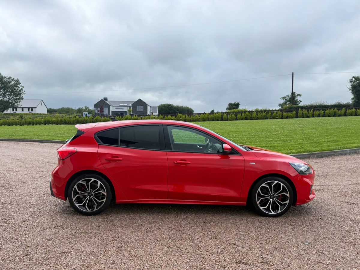 211 Ford Focus ST Line X - Image 4