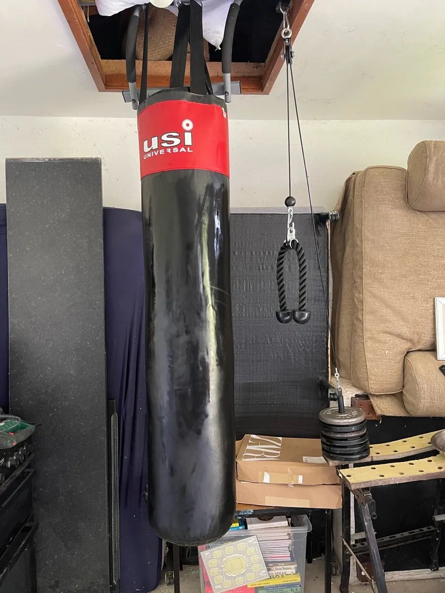 Gym equipment/set up - Image 2