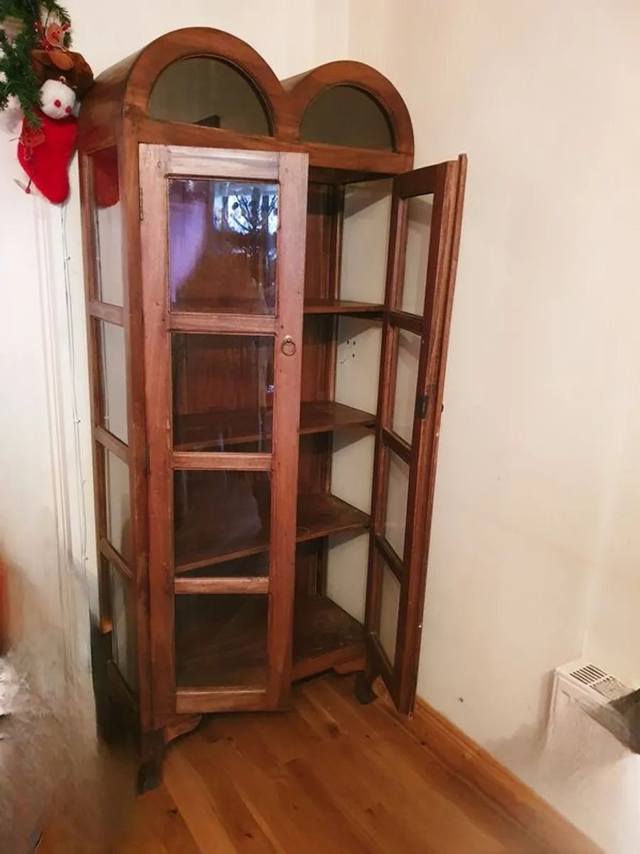 Cupboard - Image 2