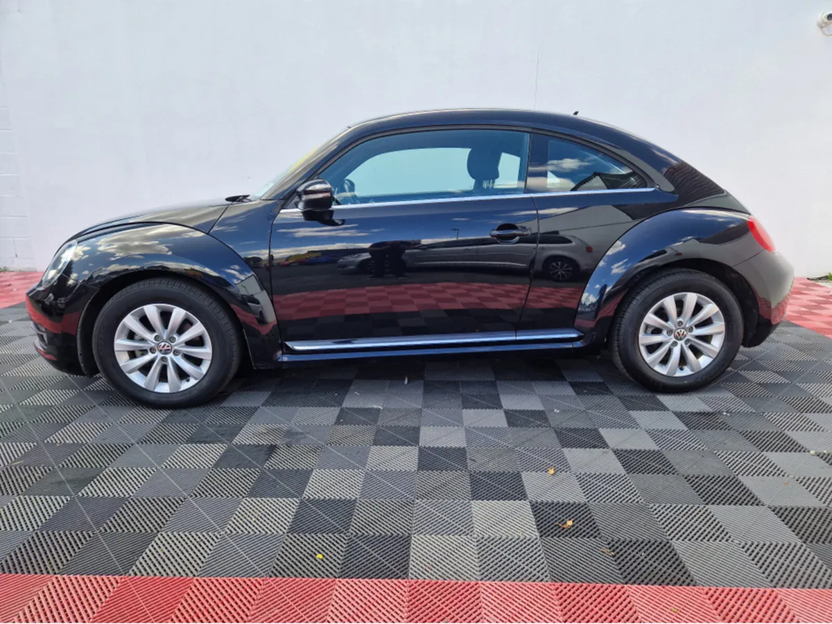 Volkswagen Beetle 1.2 PETROL AUTOMATIC - Image 4